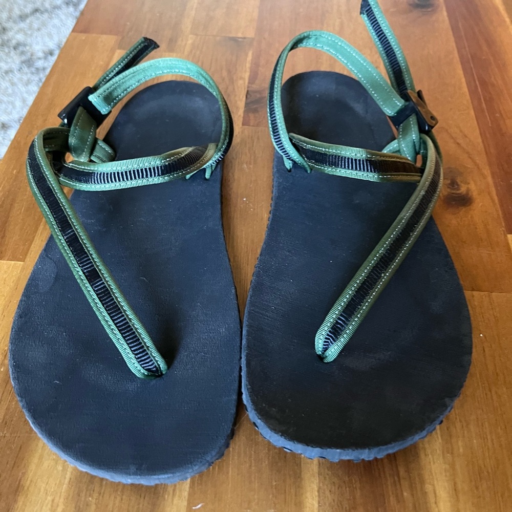 Earthrunners Elemental Adventure Sandals - Men's 6.5 / Women's 8.5